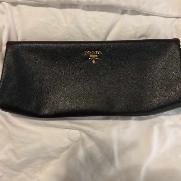 AUTHENTIC Prada Saffiano Lux Clutch - Picture 2 of 8